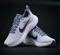 NIKE MEN’S LIGHTWEIGHT SPORTS RUNNING SHOES – GREY BLACK